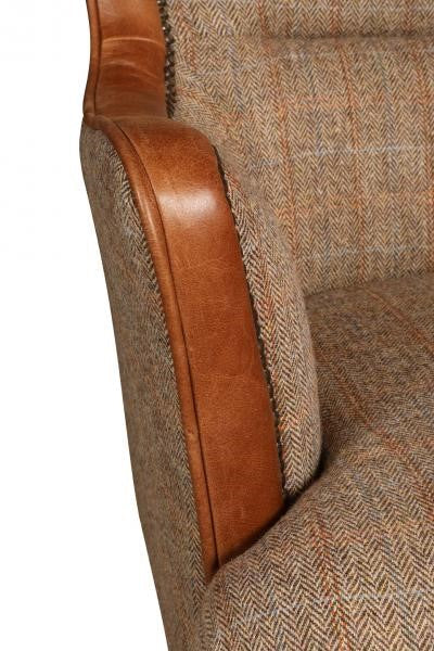 Chaise Ellis