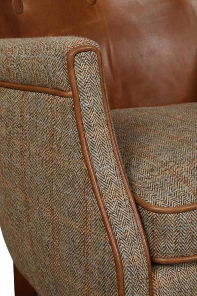 Chaise Elston