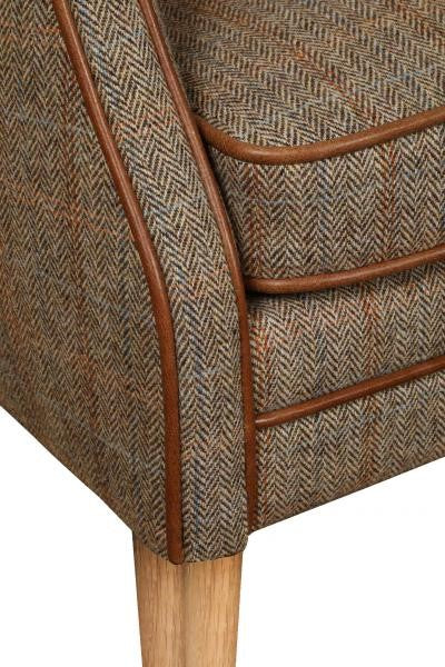 Chaise Elston