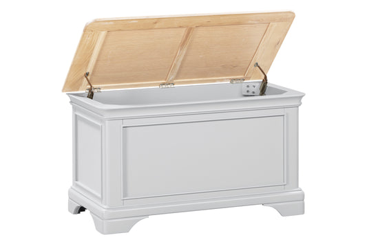 Savoie Blanket Box